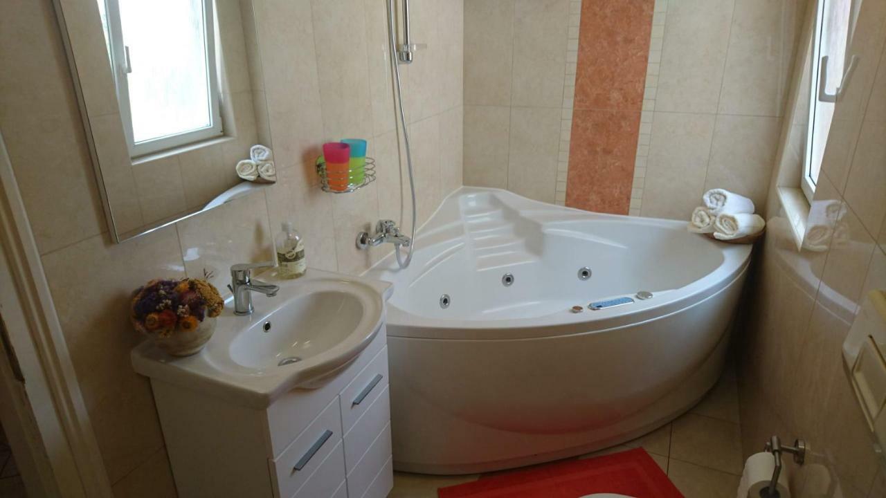 Eco Apartment Rijeka Luaran gambar